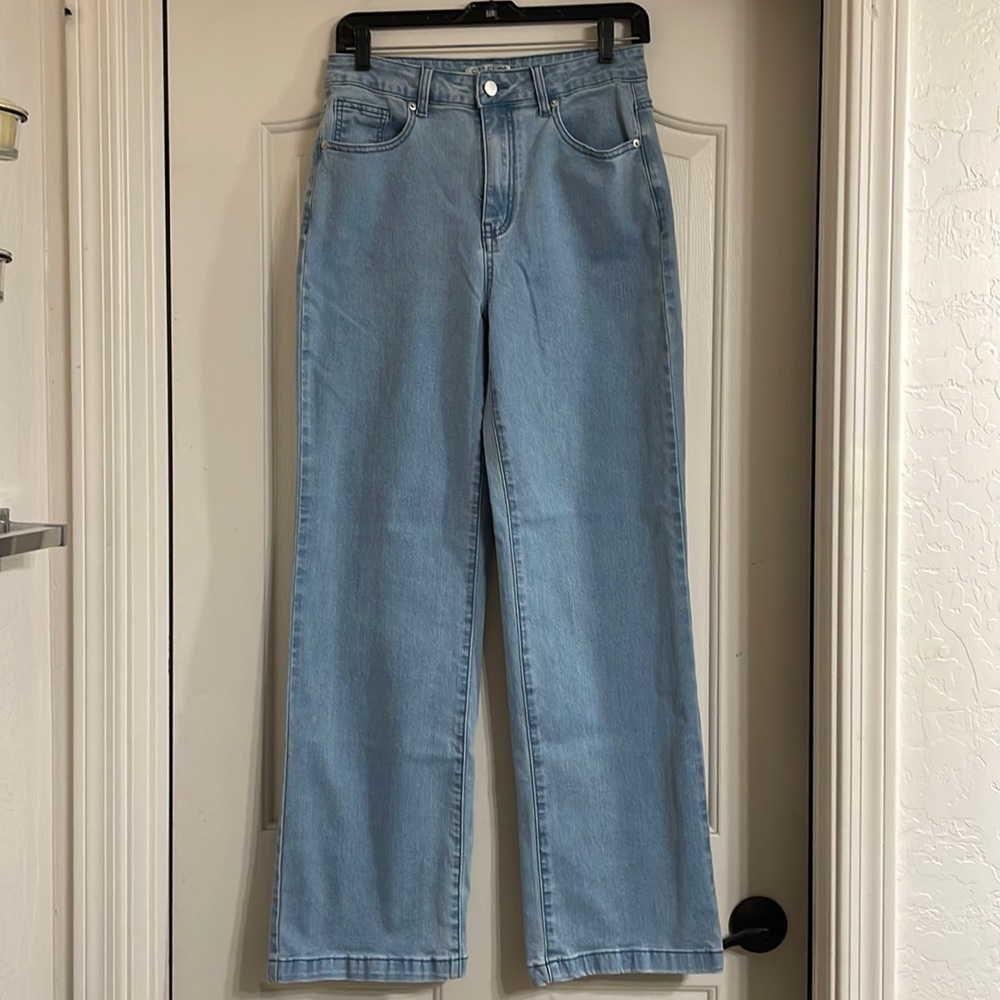 ETTELO Women’s High Rise Straight Leg Jeans Size 8 NWOT